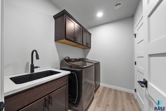 6101 W 54th N St Street, Sioux Falls, SD 57107