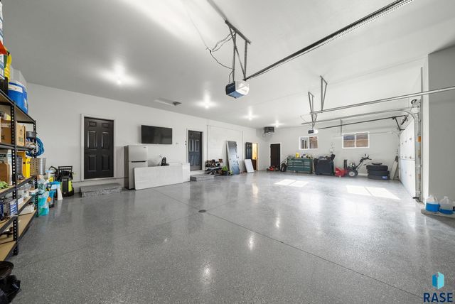 6101 W 54th N St Street, Sioux Falls, SD 57107