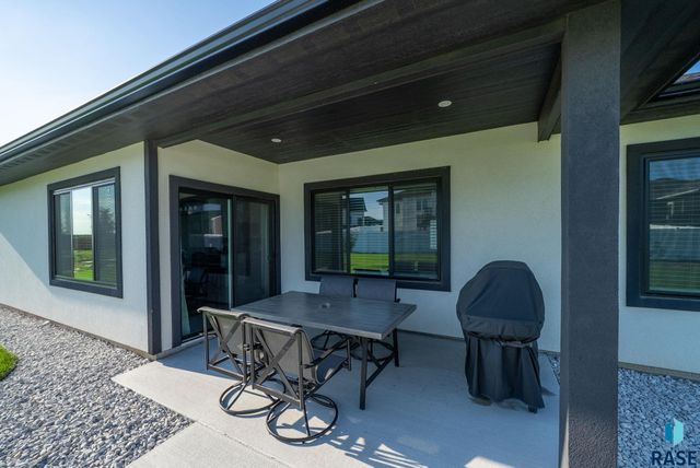 6101 W 54th N St Street, Sioux Falls, SD 57107