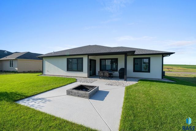 6101 W 54th N St Street, Sioux Falls, SD 57107