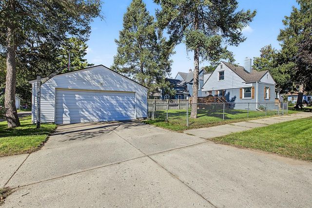101 SW Marion Avenue, Grand Rapids, MI 49504