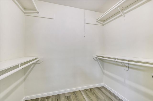 7522 Deep Forest Drive, Houston, TX 77088