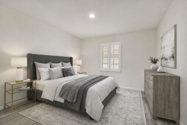 7522 Deep Forest Drive, Houston, TX 77088