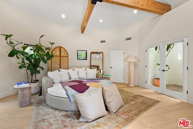 2065 Watsonia Terrace, Los Angeles, CA 90068