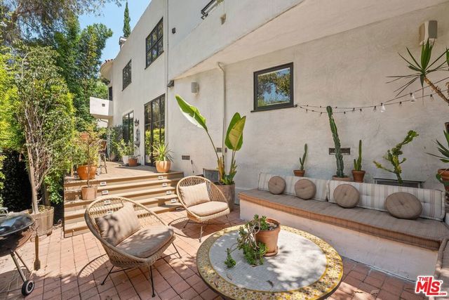 2065 Watsonia Terrace, Los Angeles, CA 90068
