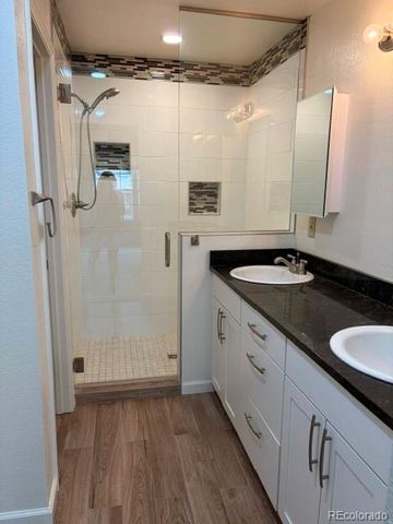 2985 W Long Drive B, Littleton, CO 80120