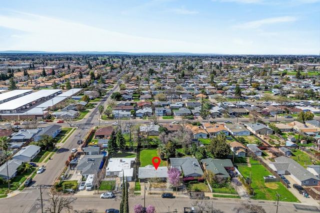 930 Circuit Dr, Roseville, CA 95678