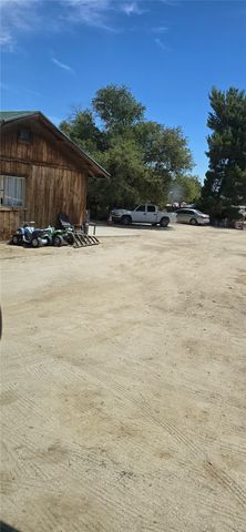 308 E Avenue R8, Palmdale, CA 93550