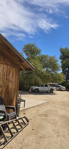 308 E Avenue R8, Palmdale, CA 93550