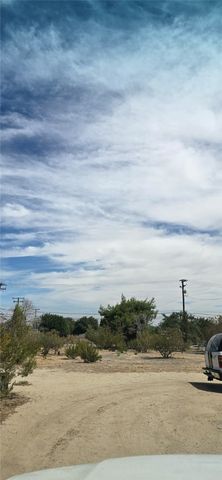 308 E Avenue R8, Palmdale, CA 93550