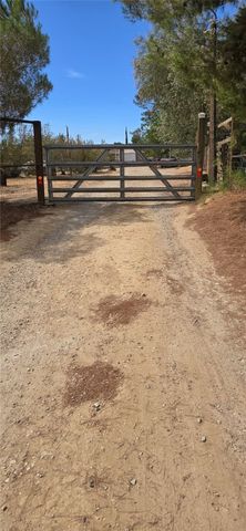 308 E Avenue R8, Palmdale, CA 93550