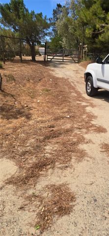 308 E Avenue R8, Palmdale, CA 93550