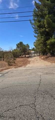 308 E Avenue R8, Palmdale, CA 93550