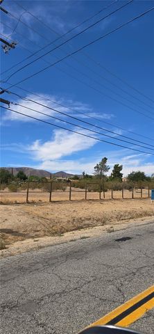 308 E Avenue R8, Palmdale, CA 93550