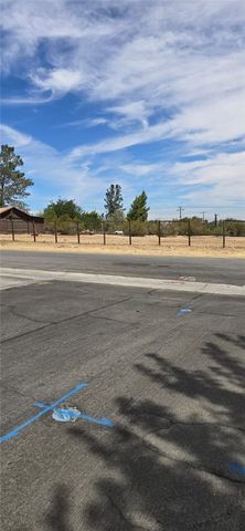 308 E Avenue R8, Palmdale, CA 93550