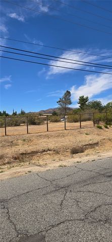 308 E Avenue R8, Palmdale, CA 93550