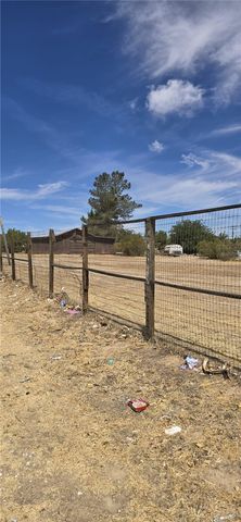 308 E Avenue R8, Palmdale, CA 93550