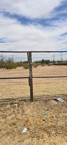 308 E Avenue R8, Palmdale, CA 93550