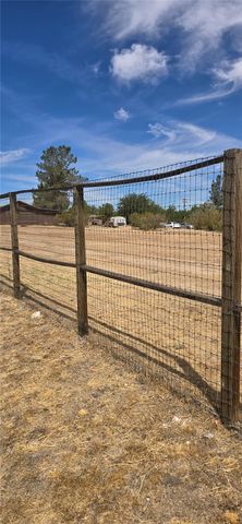 308 E Avenue R8, Palmdale, CA 93550