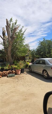 308 E Avenue R8, Palmdale, CA 93550