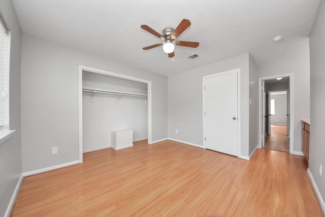 115 Squires Bend, Stafford, TX 77477