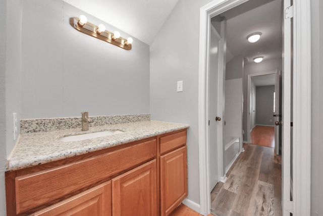 115 Squires Bend, Stafford, TX 77477
