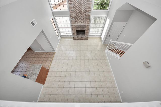 115 Squires Bend, Stafford, TX 77477