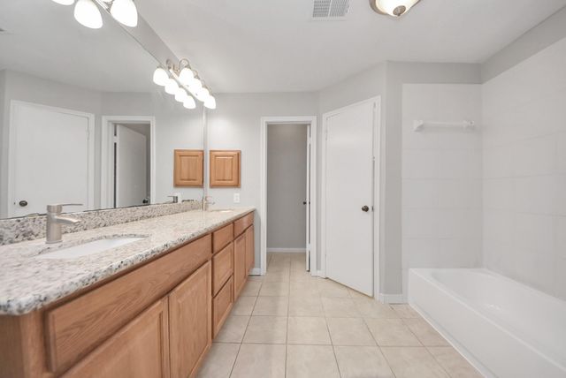 115 Squires Bend, Stafford, TX 77477