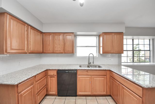 115 Squires Bend, Stafford, TX 77477
