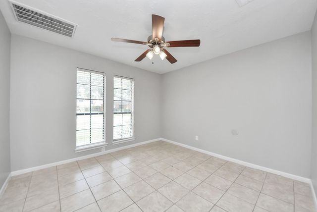 115 Squires Bend, Stafford, TX 77477