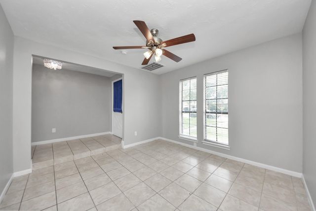 115 Squires Bend, Stafford, TX 77477