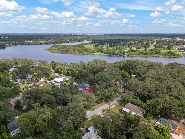 2902 E WATERS AVENUE, Tampa, FL 33604