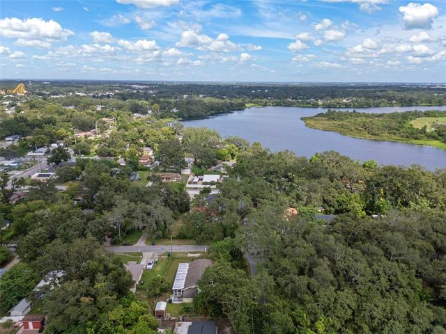 2902 E WATERS AVENUE, Tampa, FL 33604