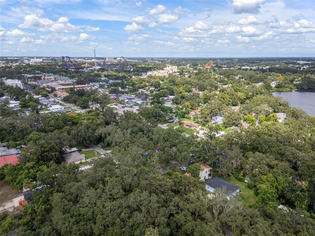2902 E WATERS AVENUE, Tampa, FL 33604