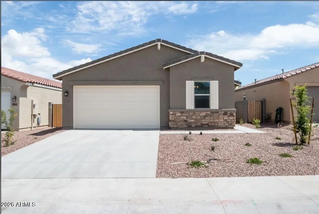 33987 N DESERT STAR Drive, San Tan Valley, AZ 85144