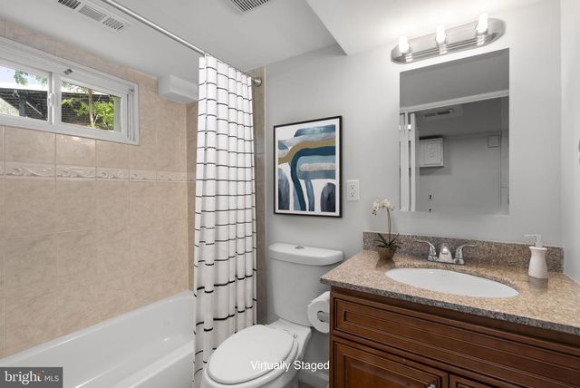 4810 BLACKFOOT RD, College Park, MD 20740