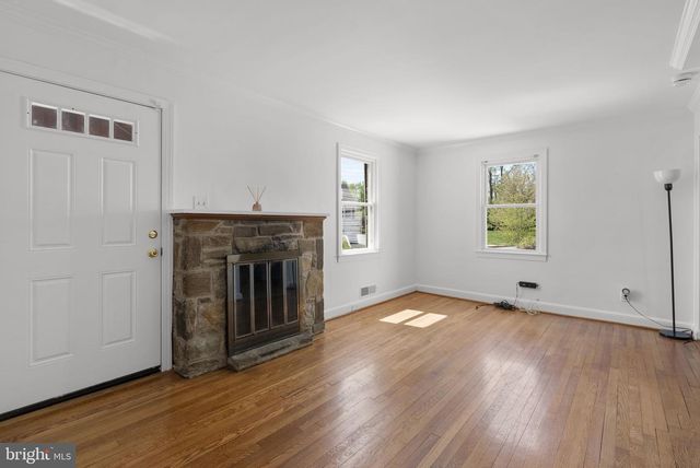 4810 BLACKFOOT RD, College Park, MD 20740