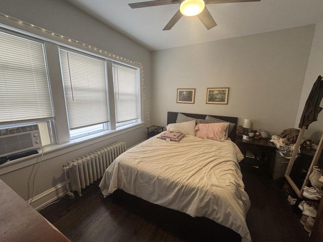 1027 E Center STREET, Milwaukee, WI 53212