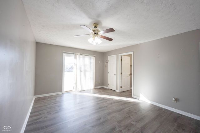 8066 Cardinal cove Drive E, Indianapolis, IN 46256