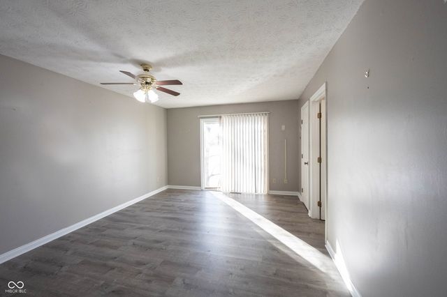 8066 Cardinal cove Drive E, Indianapolis, IN 46256