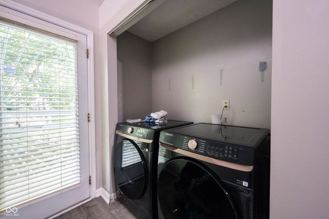 8066 Cardinal cove Drive E, Indianapolis, IN 46256