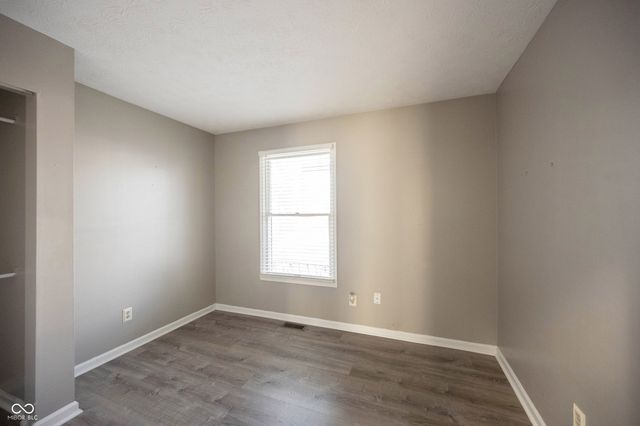 8066 Cardinal cove Drive E, Indianapolis, IN 46256