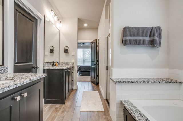 3008 Louie Lane, Springtown, TX 76082