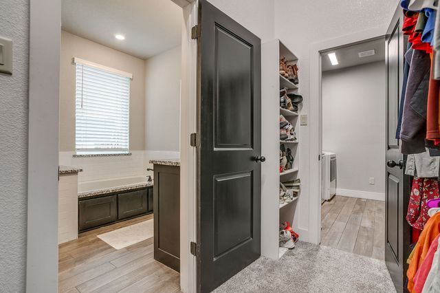 3008 Louie Lane, Springtown, TX 76082