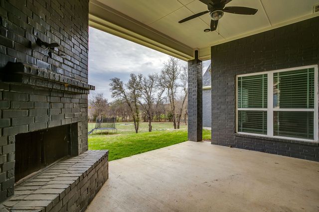 3008 Louie Lane, Springtown, TX 76082