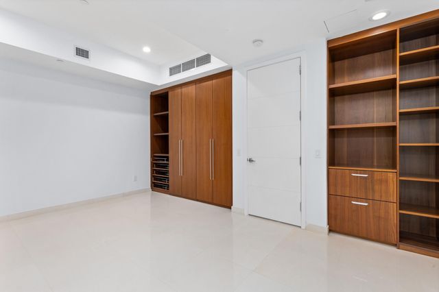 1000 S Ocean Boulevard 110, Boca Raton, FL 33432