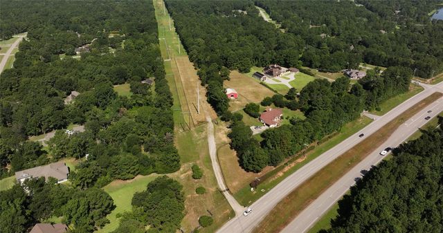 306 N Fish Creek Thoroughfare N, Montgomery, TX 77316