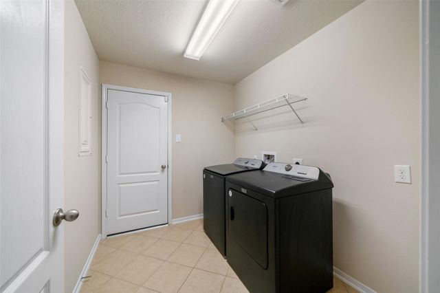1714 Brighton Brook Lane, Pearland, TX 77581