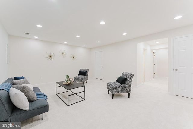 2921 CASHEL LN, Vienna, VA 22181