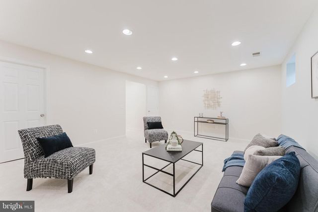 2921 CASHEL LN, Vienna, VA 22181